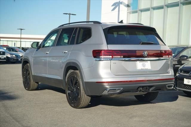 New 2026 Silver Mist Metallic Volkswagen SE w/Technology image 3