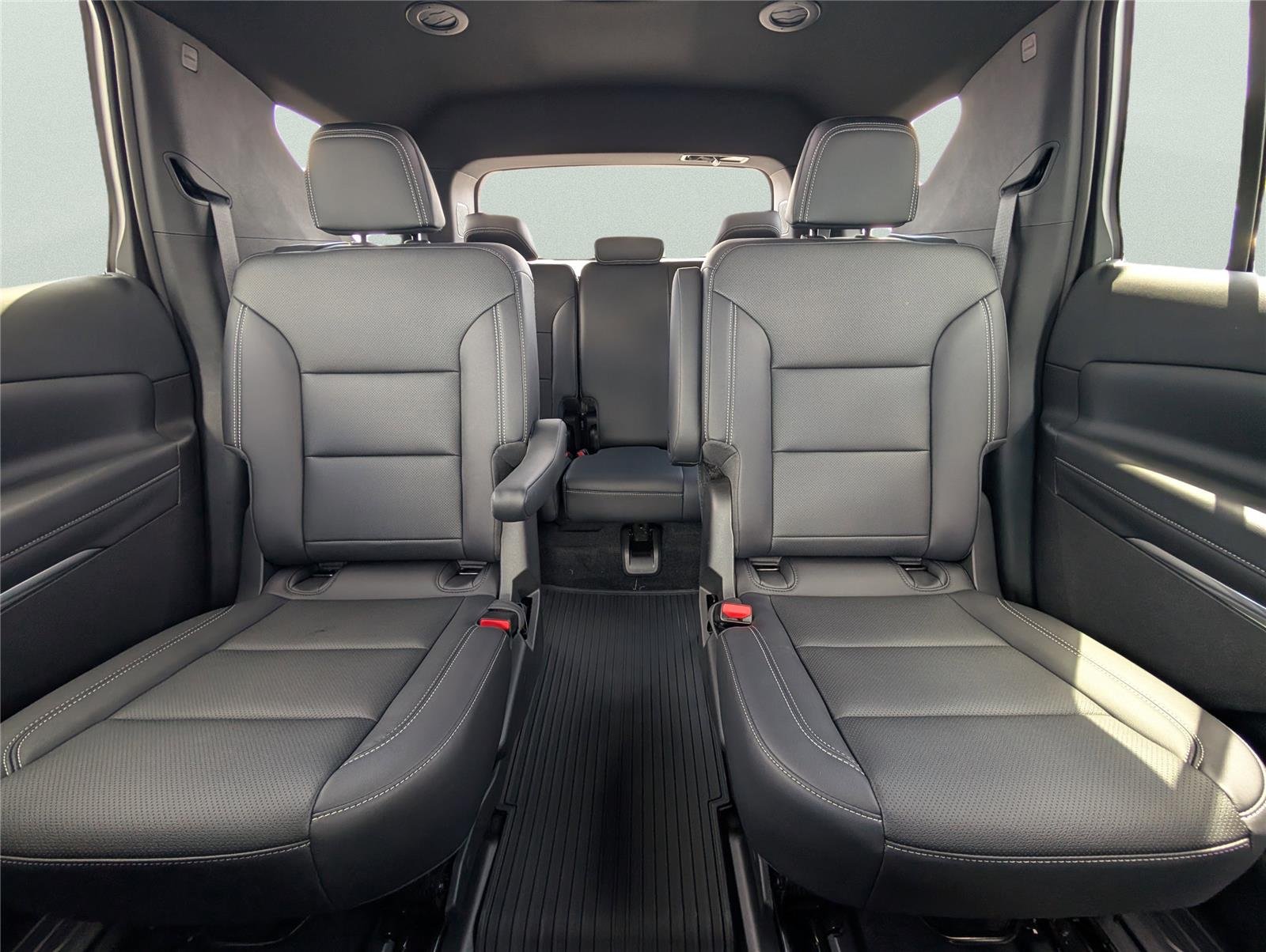 2026 Chevrolet Traverse LT - Photo 22