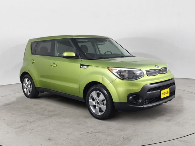 Used 2018 Green Kia Base image 3