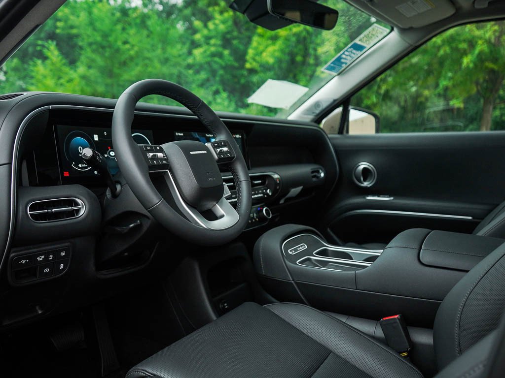 New 2026 Ecotronic Gray Pearl Hyundai Limited AWD image 19