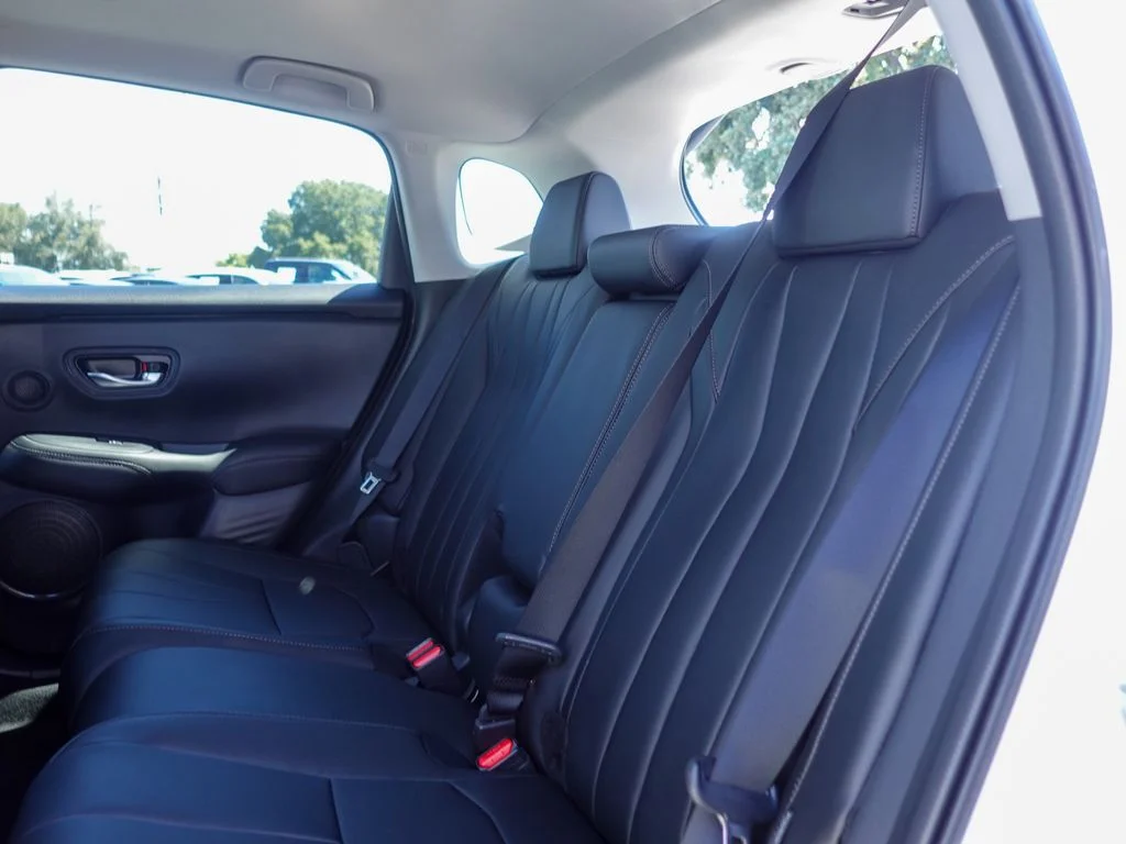 New 2026 Platinum White Pearl Acura Base image 26
