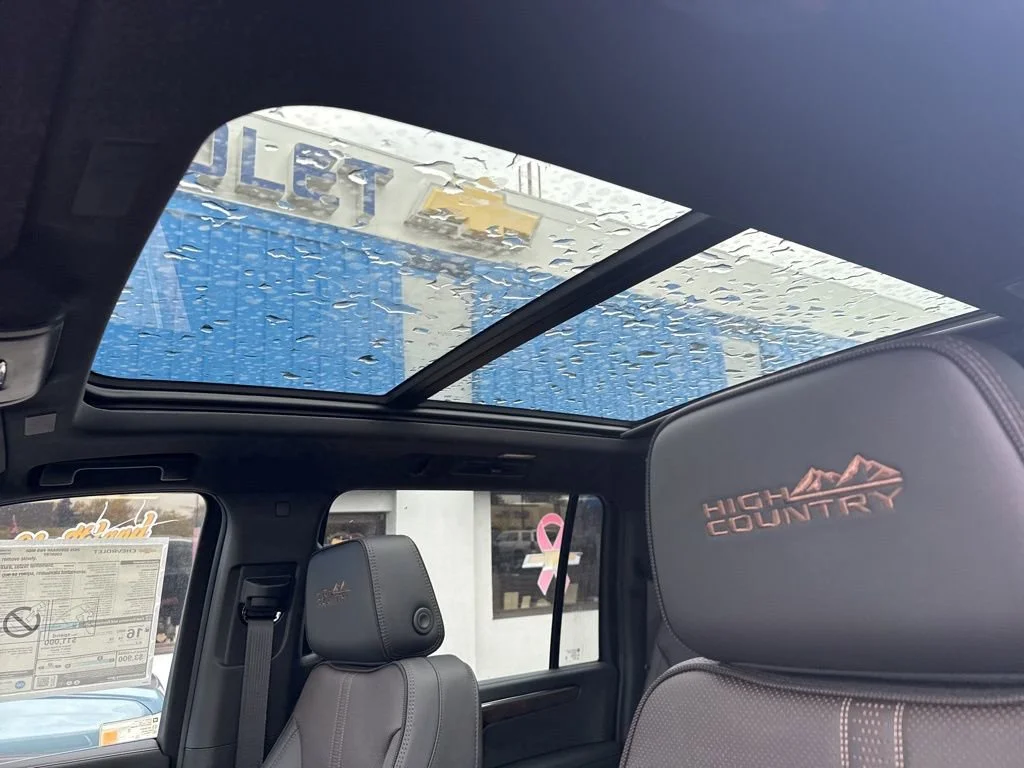 2026 Chevrolet Suburban High Country - Photo 31