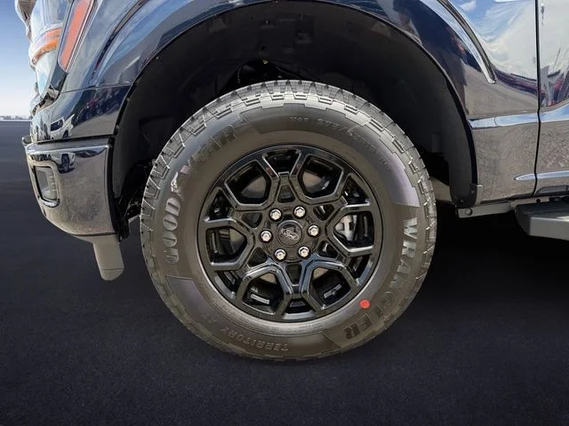 New 2026 Antimatter Blue Metallic Ford XLT image 9