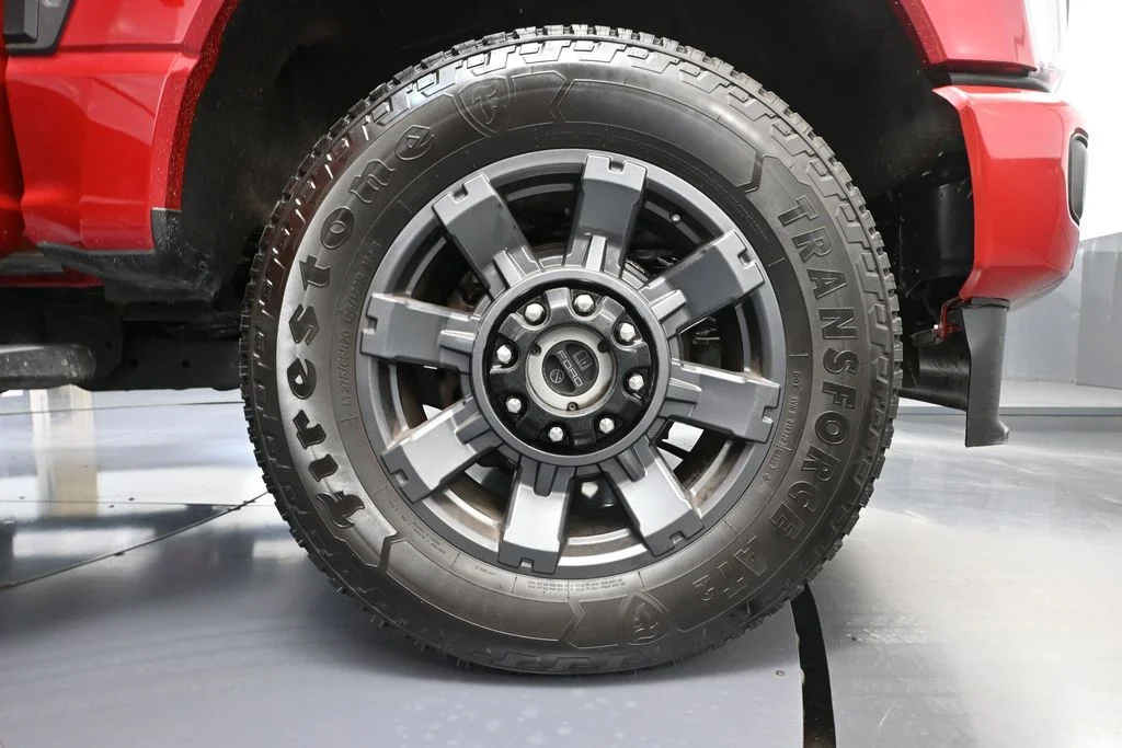 Used 2024 Red Ford Lariat image 18