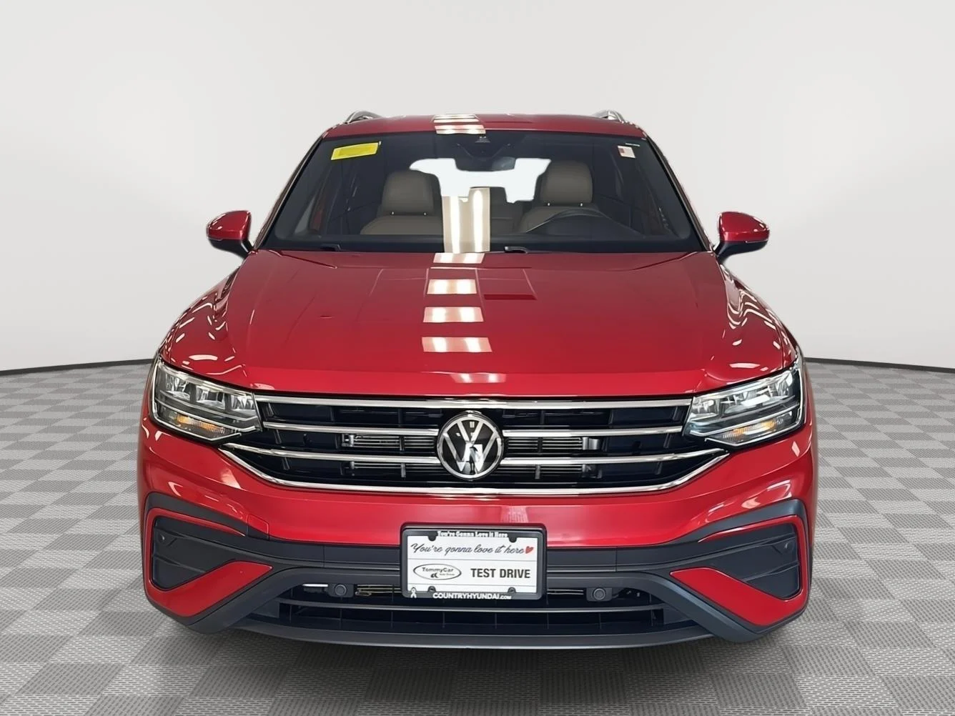 Used 2023 Kings Red Metallic Volkswagen SE image 2