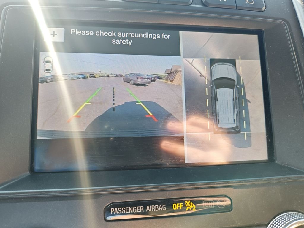 Used 2019 White Ford Platinum image 23