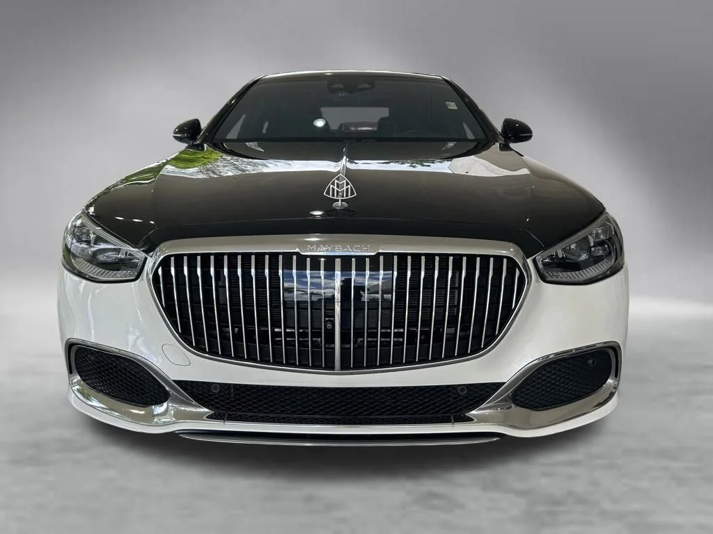 Used 2021 White Mercedes-Benz Maybach S 580 image 12