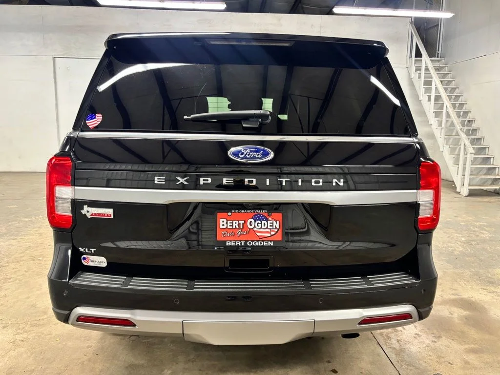 Used 2023 Black Ford XLT image 6