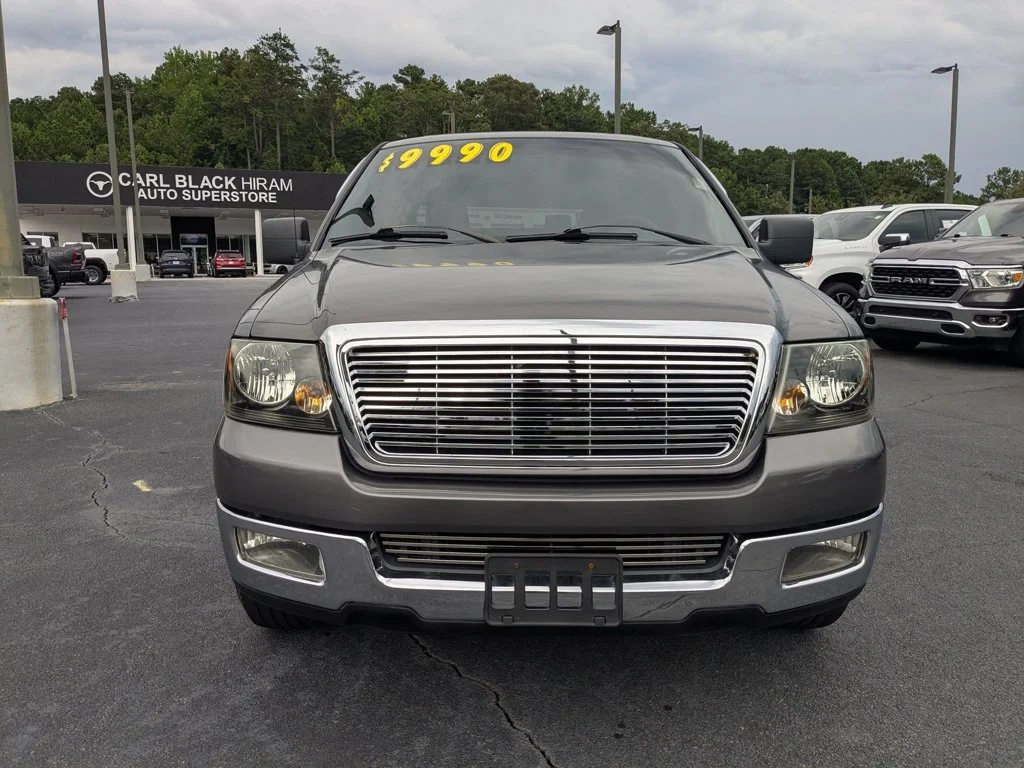 Used 2005  Ford XLT image 2