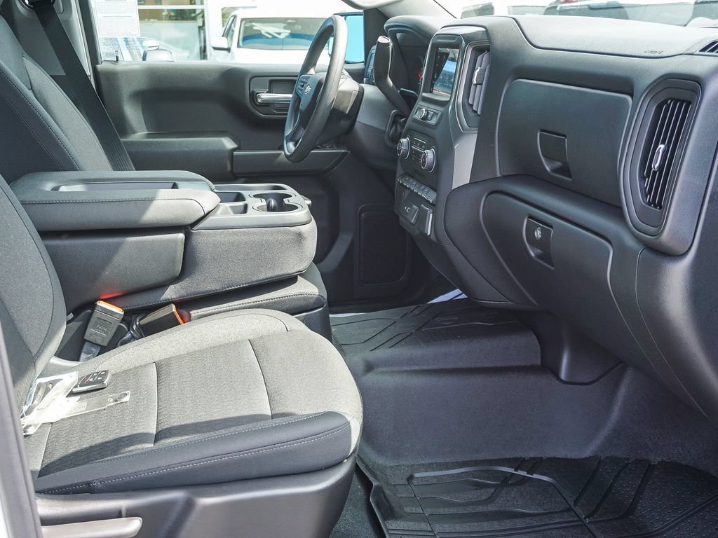 2026 Chevrolet Silverado 1500 Custom - Photo 12