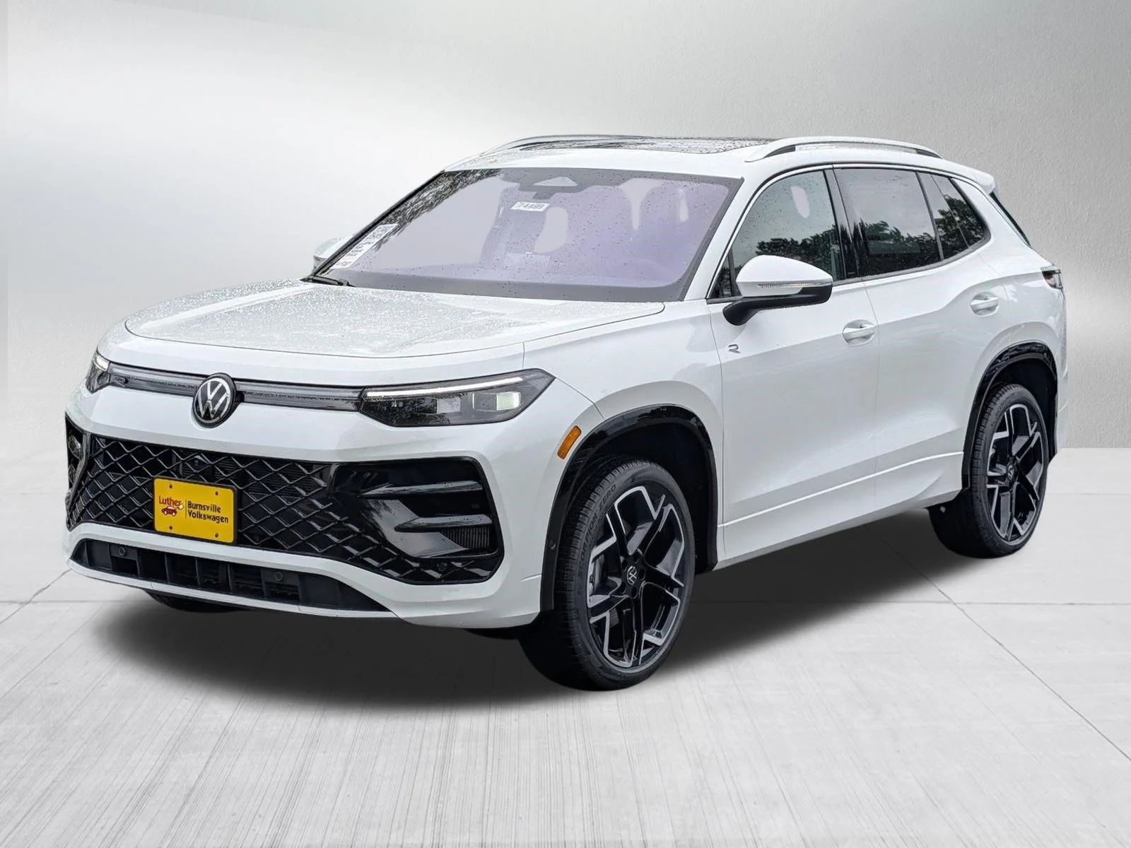 New 2026 Opal White Pearl Volkswagen SEL R-Line Turbo image 6