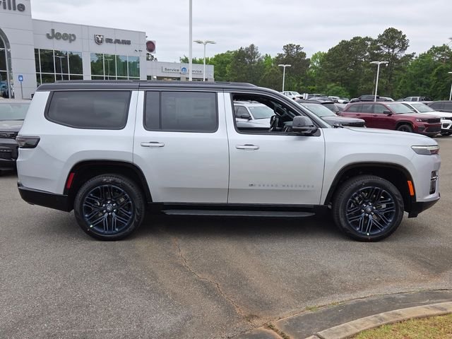 New 2026 Silver-Zynith Exterior Paint Jeep  image 14