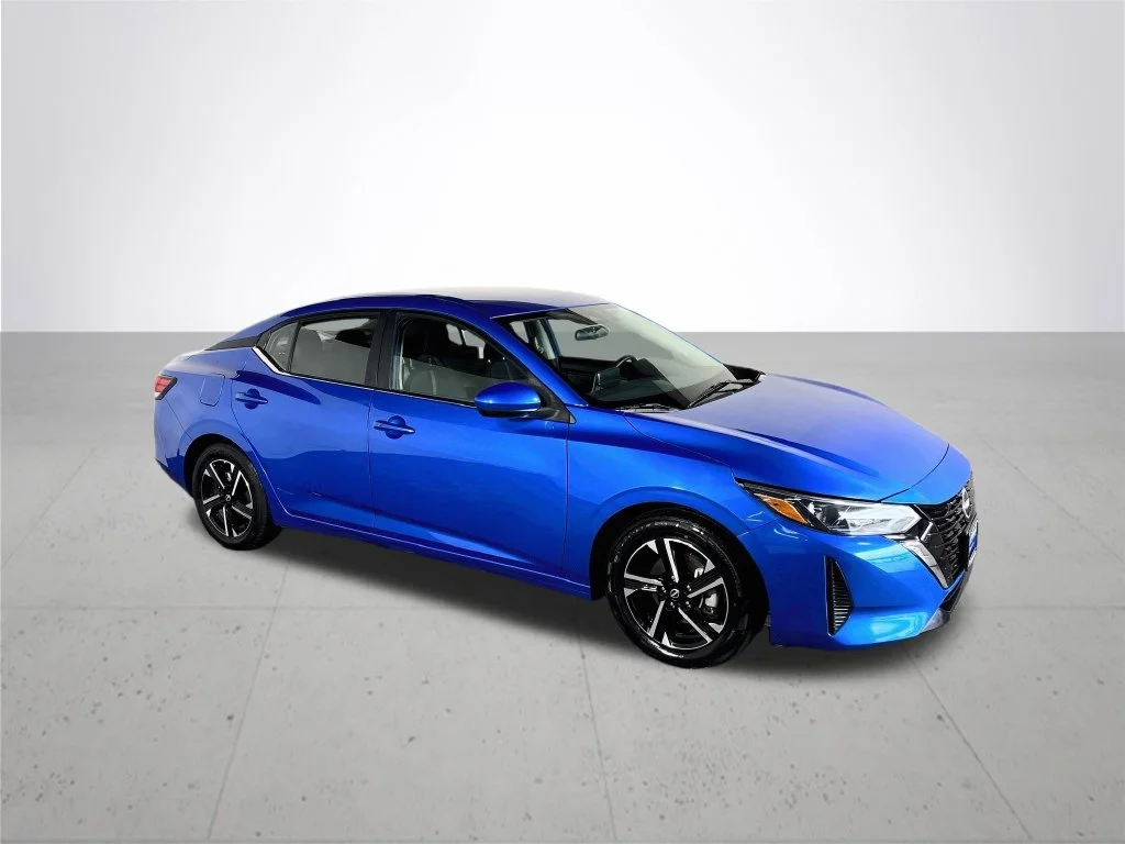 Used 2024 Blue Nissan SV image 4