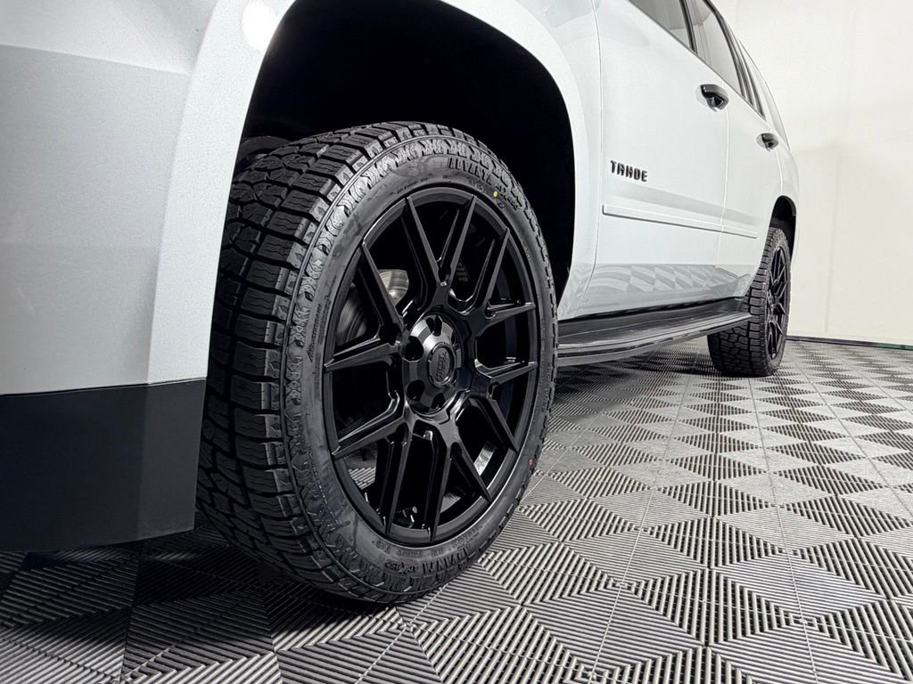 Used 2019 Silver Chevrolet Premier image 10