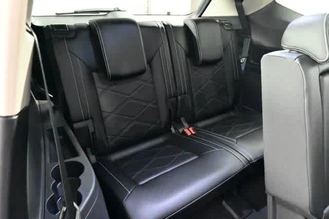 2026 Volkswagen Atlas SE w/Tech - Photo 22
