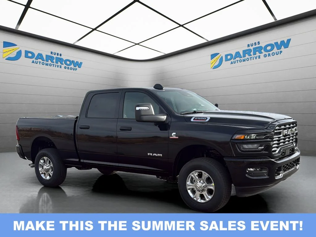 New 2026 Diamond Black Crystal Pearl-Coat Exterior Paint RAM Big Horn image 7