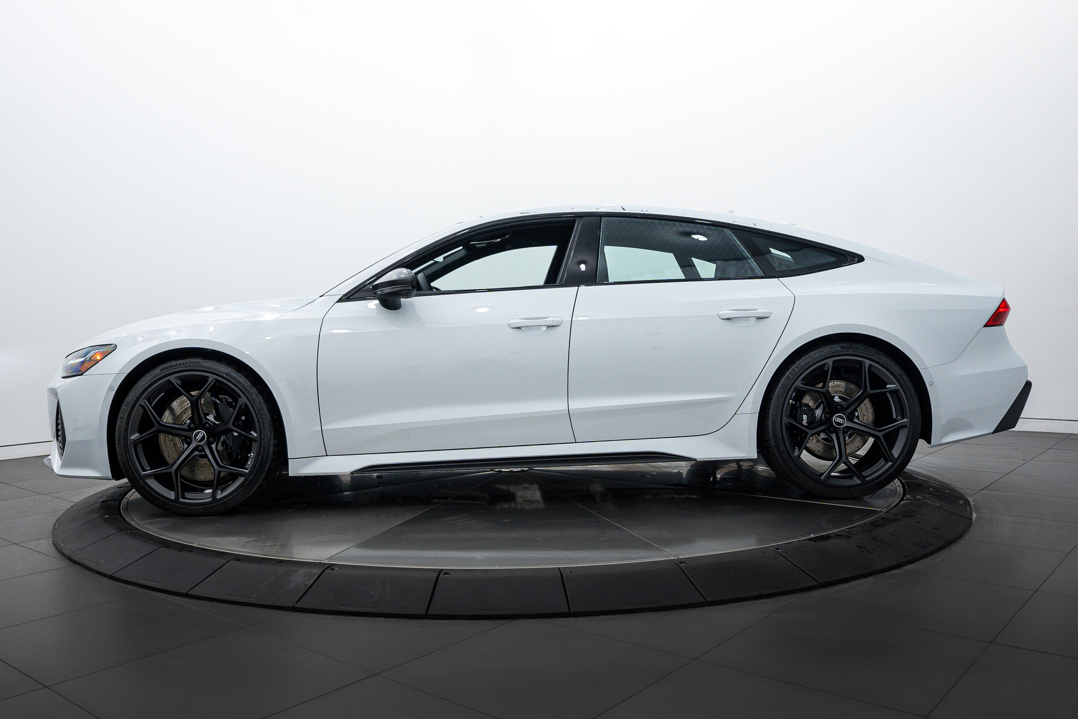 2025 Audi RS 7 Base - Photo 7