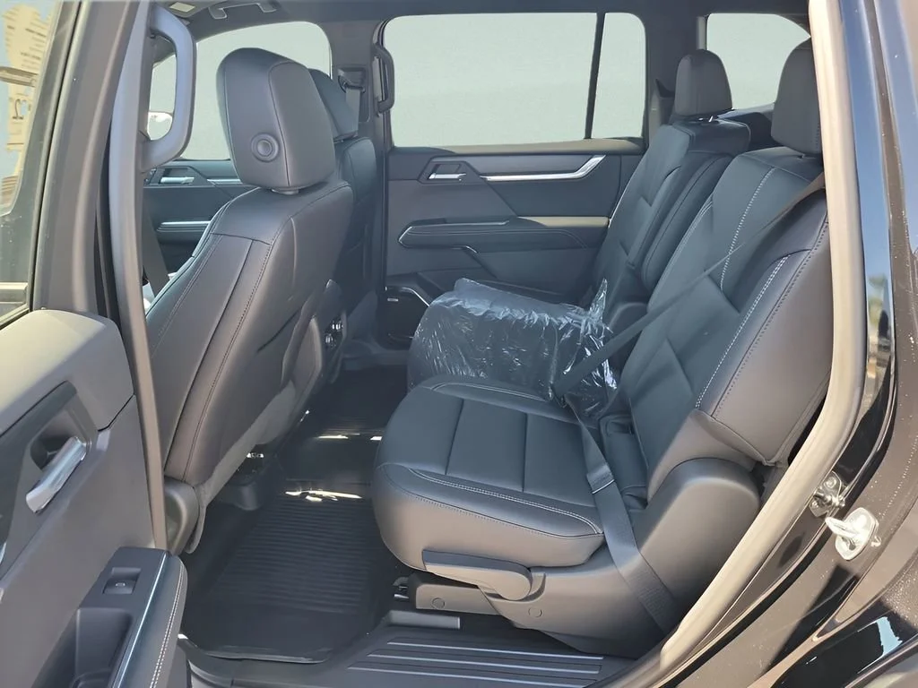 New 2026 Ebony Twilight Metallic GMC Elevation image 23