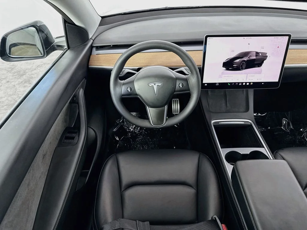 Used 2022 Black Tesla Performance image 23