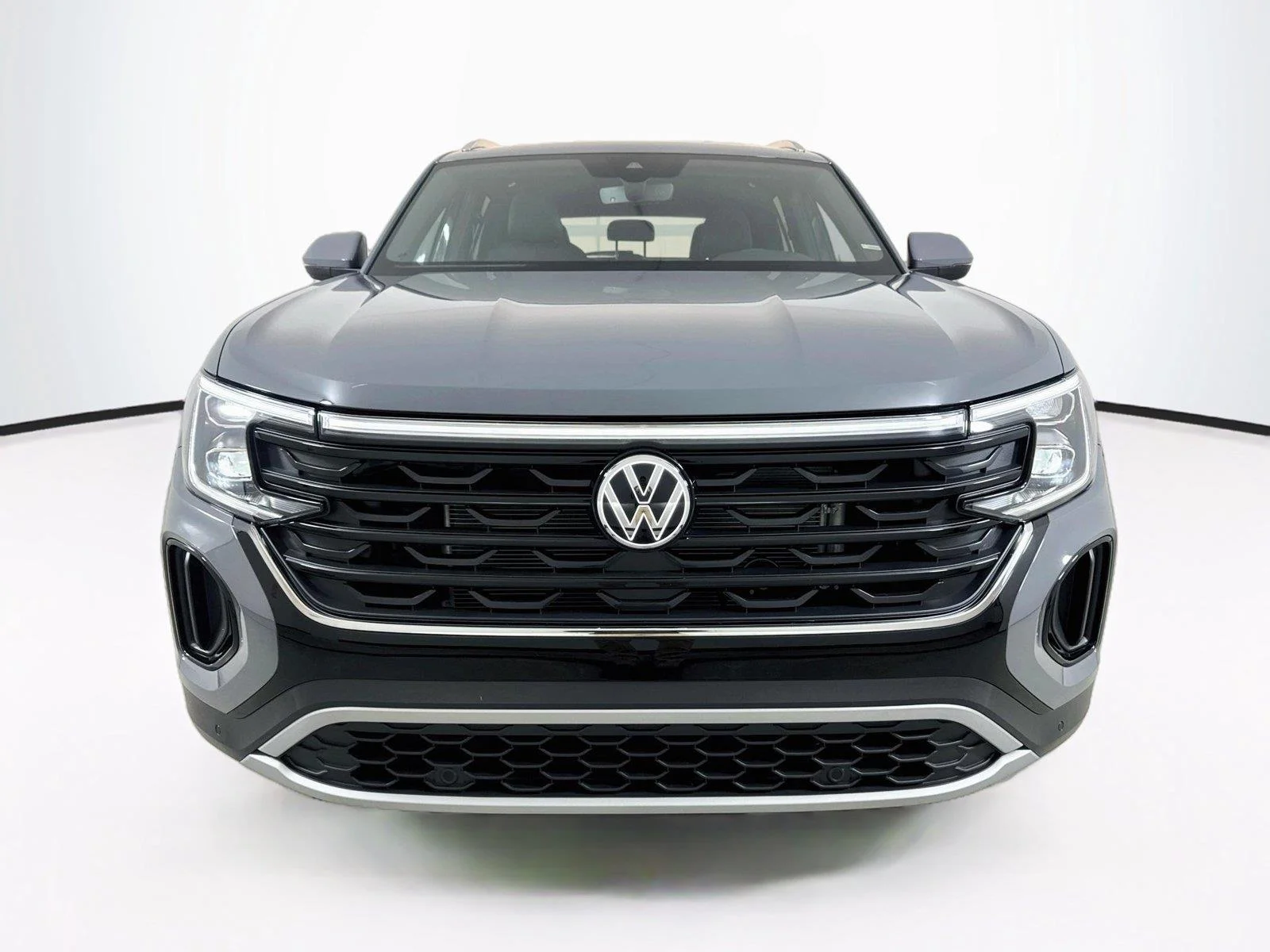 New 2026  Volkswagen 2.0T SE w/Technology image 4