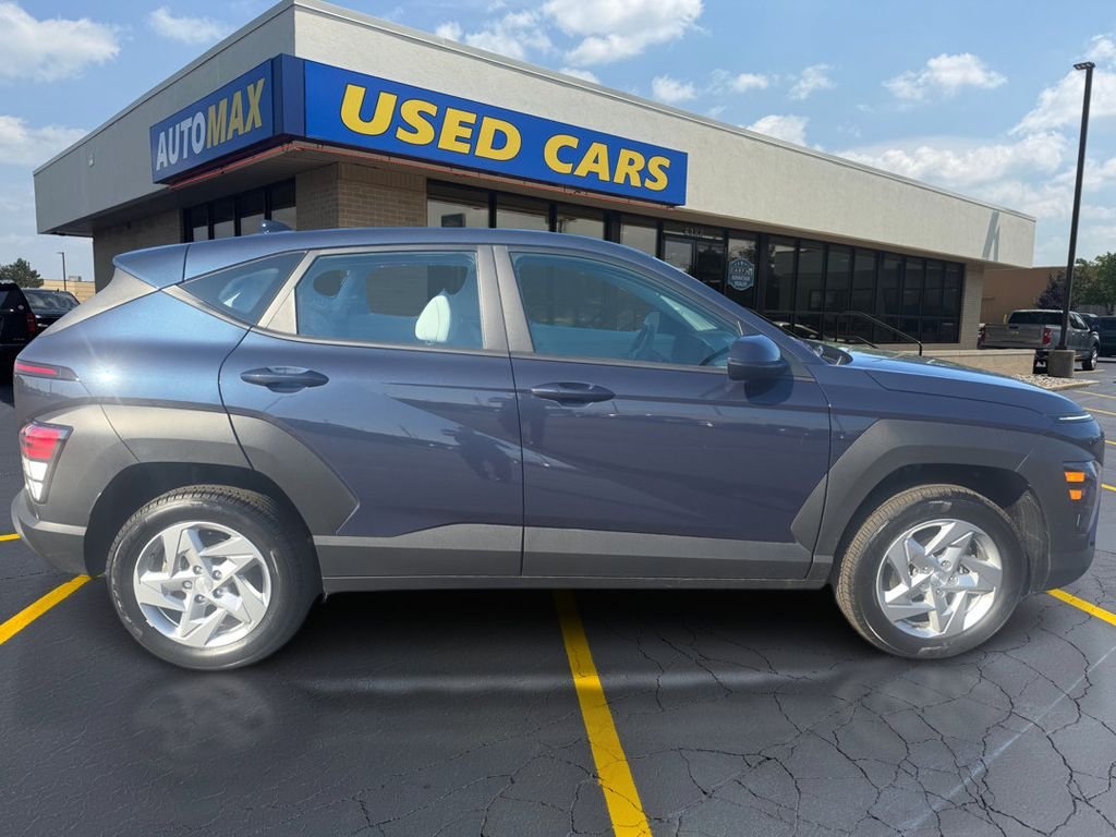 Used 2024 Denim Blue Pearl Hyundai SE image 2