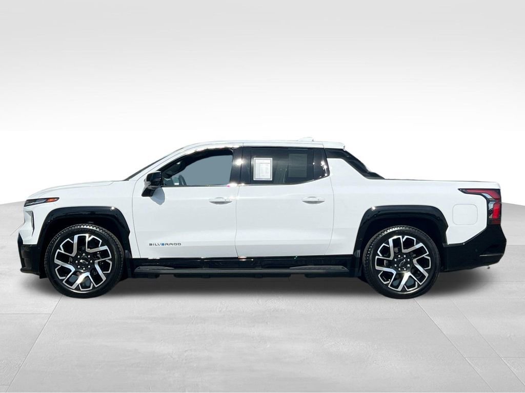 Used 2025 Chevrolet Silverado EV RST with VIN 1GC402EL7SU406711 for sale in Delano, CA