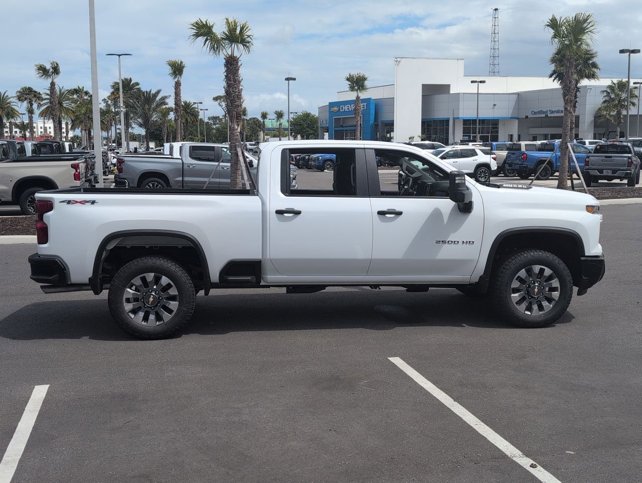 New 2026 Summit White Chevrolet Custom image 9