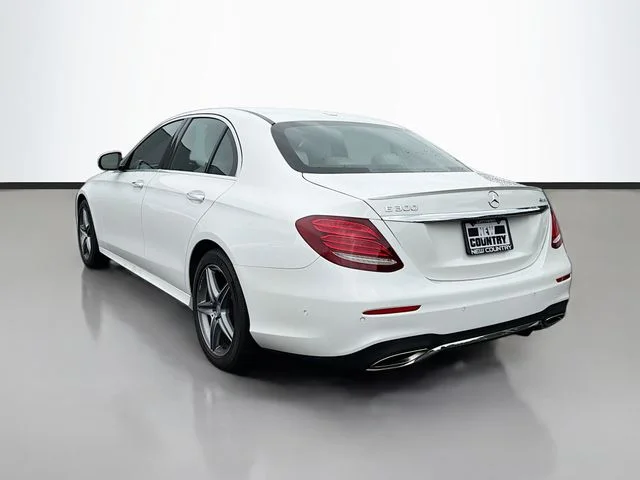 Used 2017  Mercedes-Benz E 300 image 5