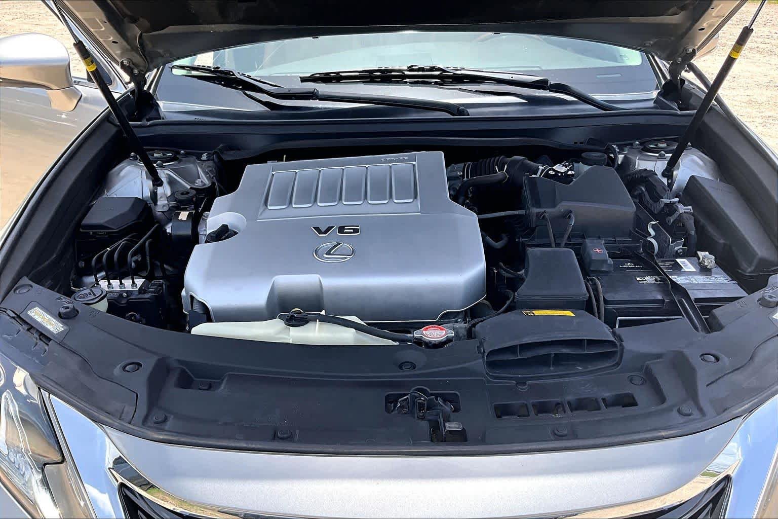Used 2016 Atomic Silver Lexus  image 28