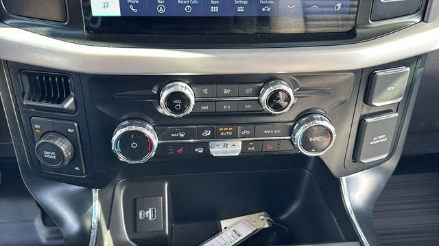 Used 2023 Red Ford XLT image 27