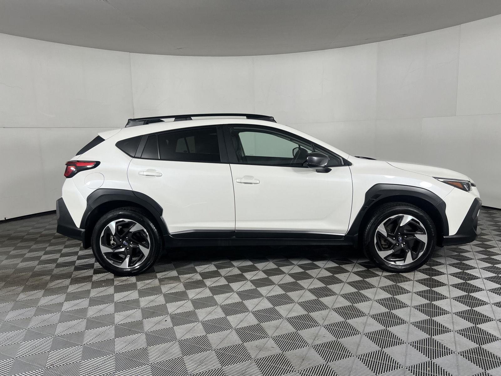 Used 2024 Crystal White Pearl Subaru Limited image 22