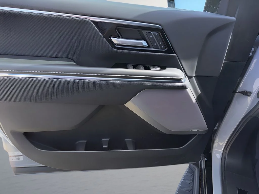 Used 2025 Gray GMC Denali image 26