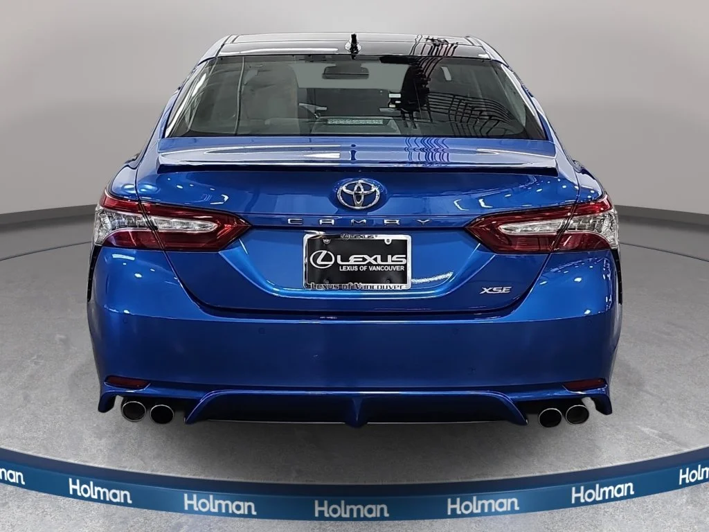 Used 2018 Blue Toyota XSE image 7