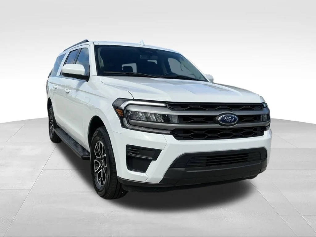 Used 2024 White Ford XLT image 13