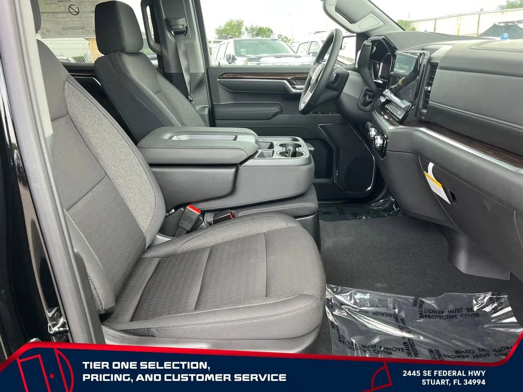 New 2026 Onyx Black GMC SLE image 19