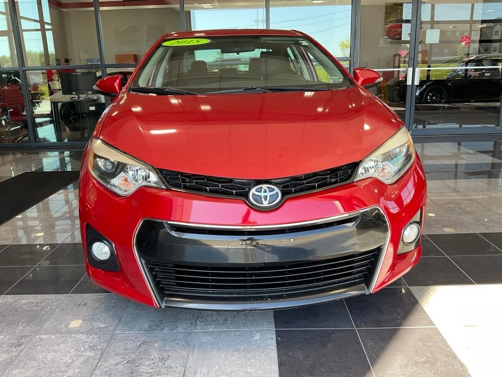 Used 2015 Toyota Corolla S with VIN 5YFBURHE4FP209063 for sale in Kansas City