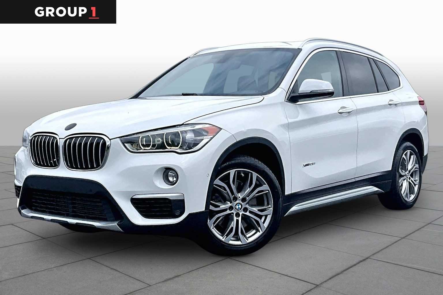 2017 BMW X1 xDrive28i's photo