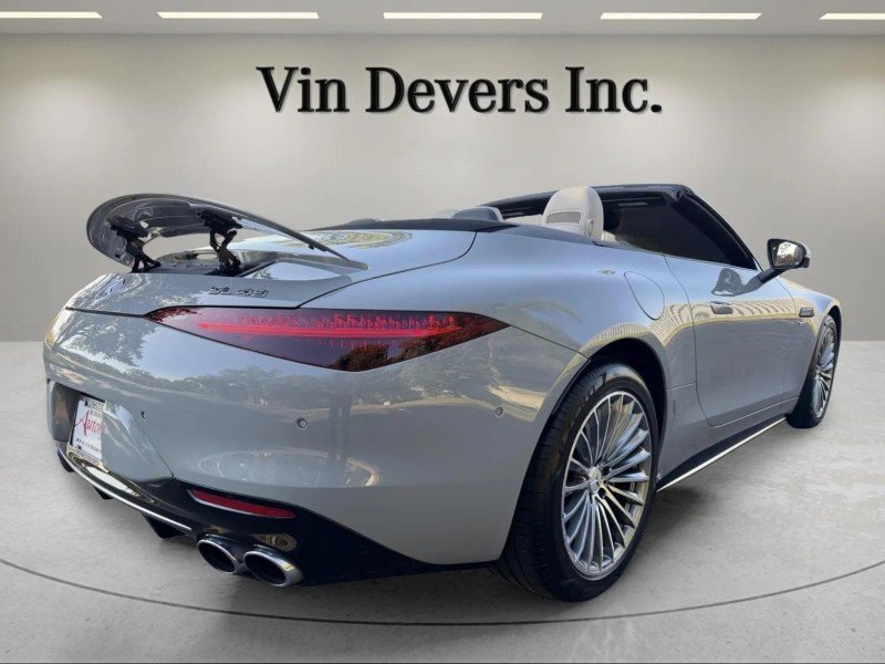 Certified Used 2024  Mercedes-Benz AMG® SL 43 image 7