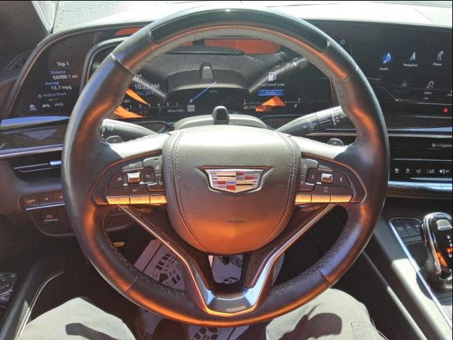 Used 2021 White Cadillac Sport Platinum image 2