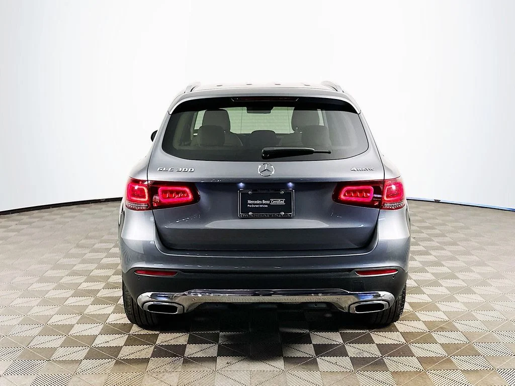 Used 2022 Gray Mercedes-Benz GLC 300 image 4