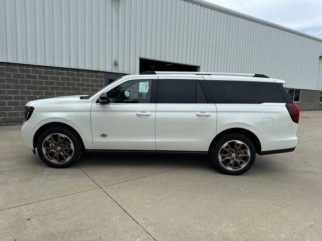New 2027 White Ford King Ranch image 9