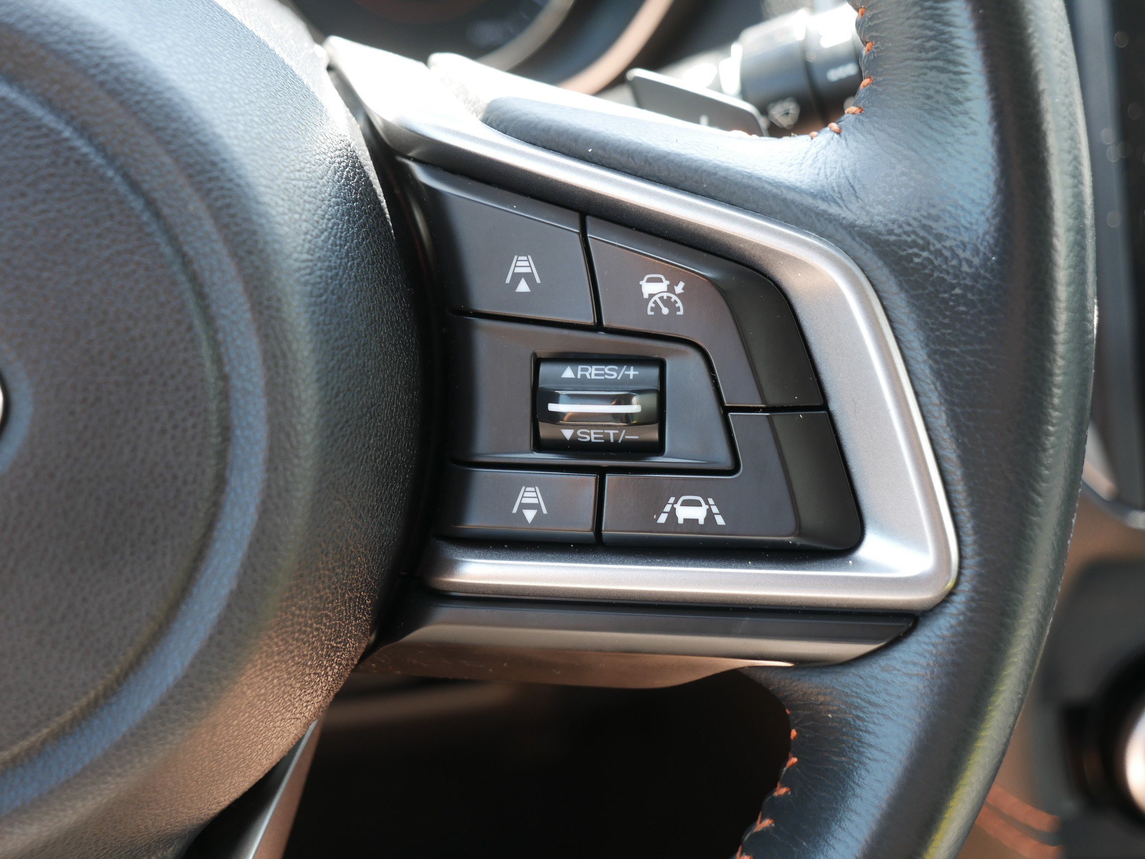 Used 2019 Sunshine Orange Subaru Limited image 30