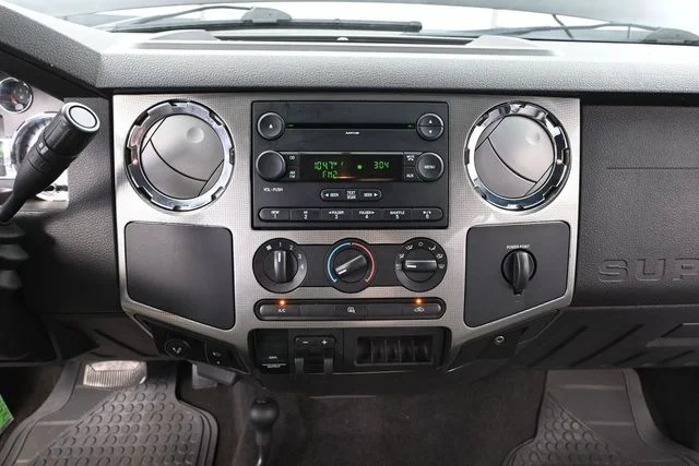 Used 2008 Black Ford FX4 image 23