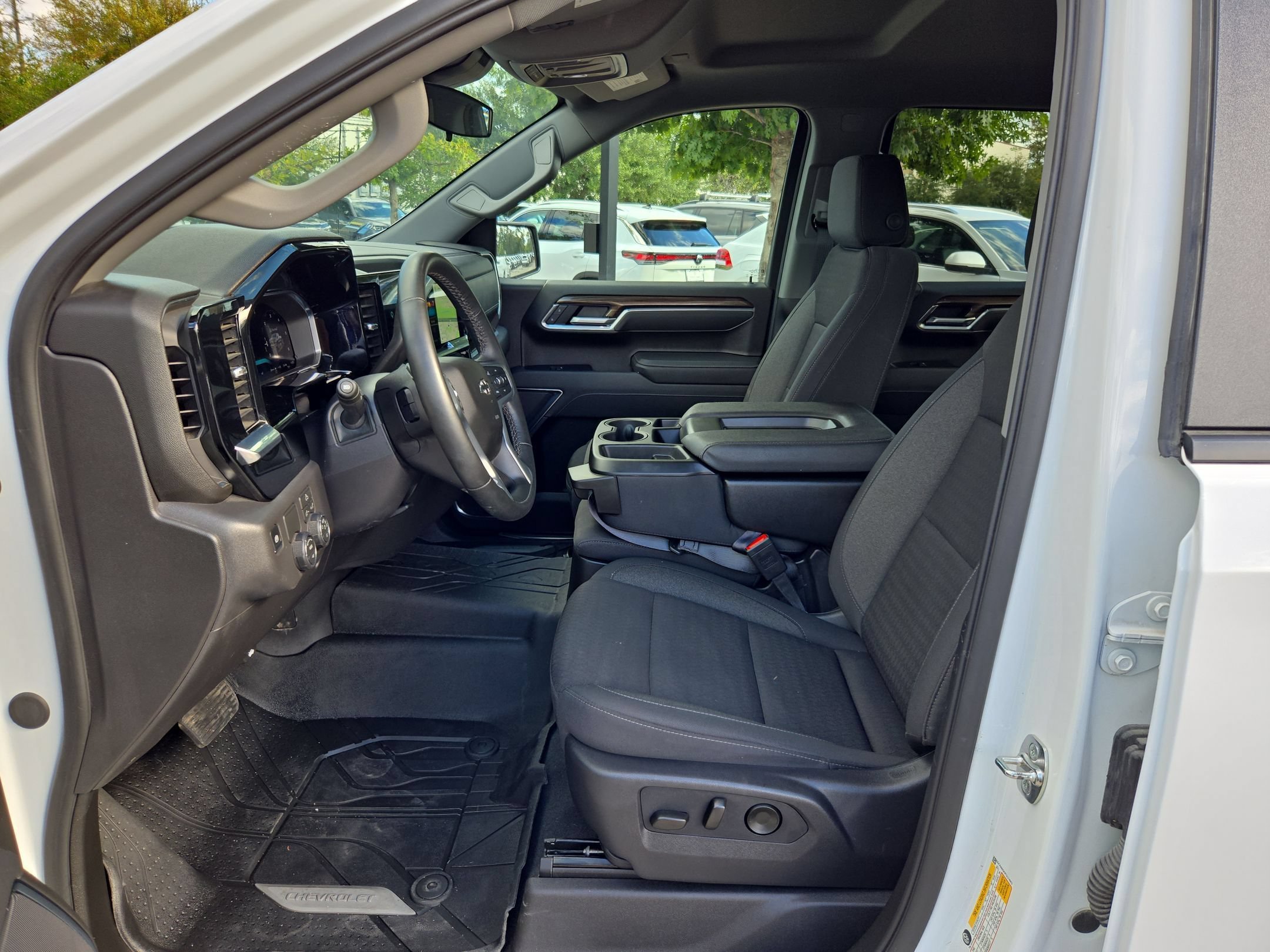 Used 2026 Summit White Chevrolet RST image 10