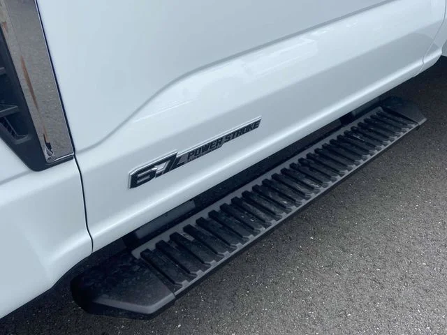 2025 Ford F-350 Super Duty Chassis Cab XL - Photo 9