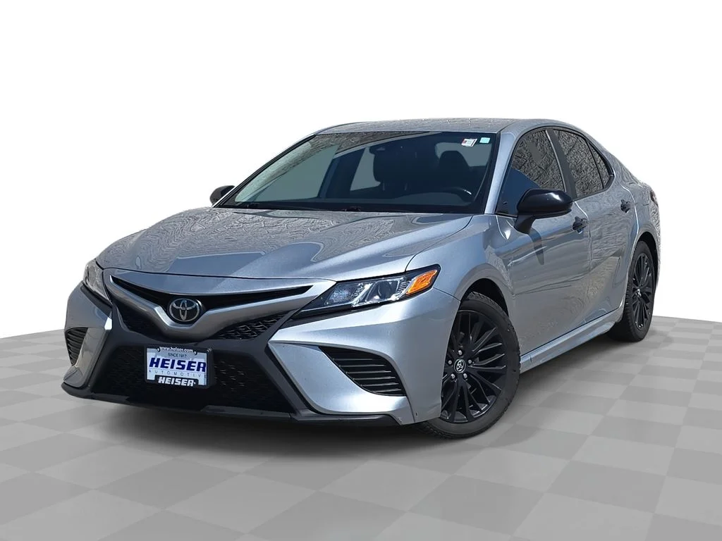 2019 Toyota Camry 2.5 Auto SE's photo