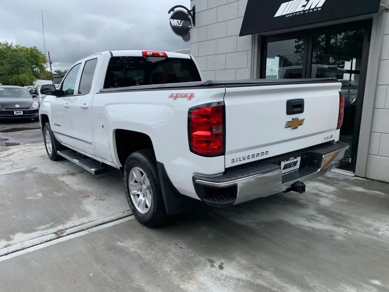Used 2015 White Chevrolet LT Pickup 4D 6 1/2 ft image 9