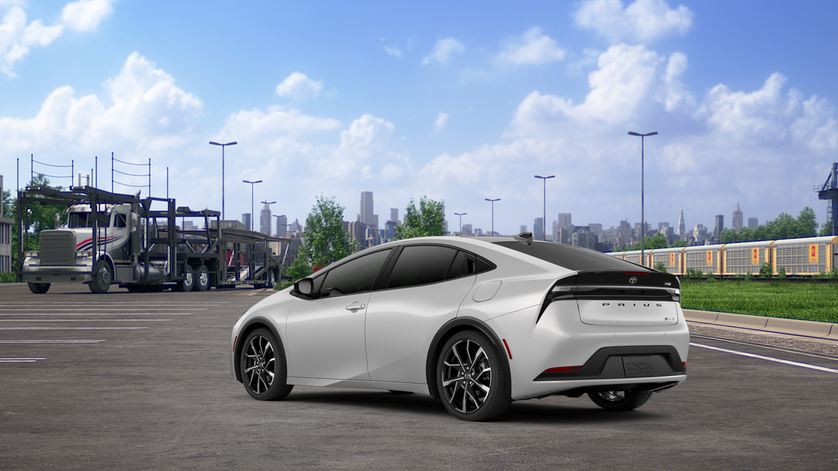 New 2026 Cutting Edge Toyota XSE image 6