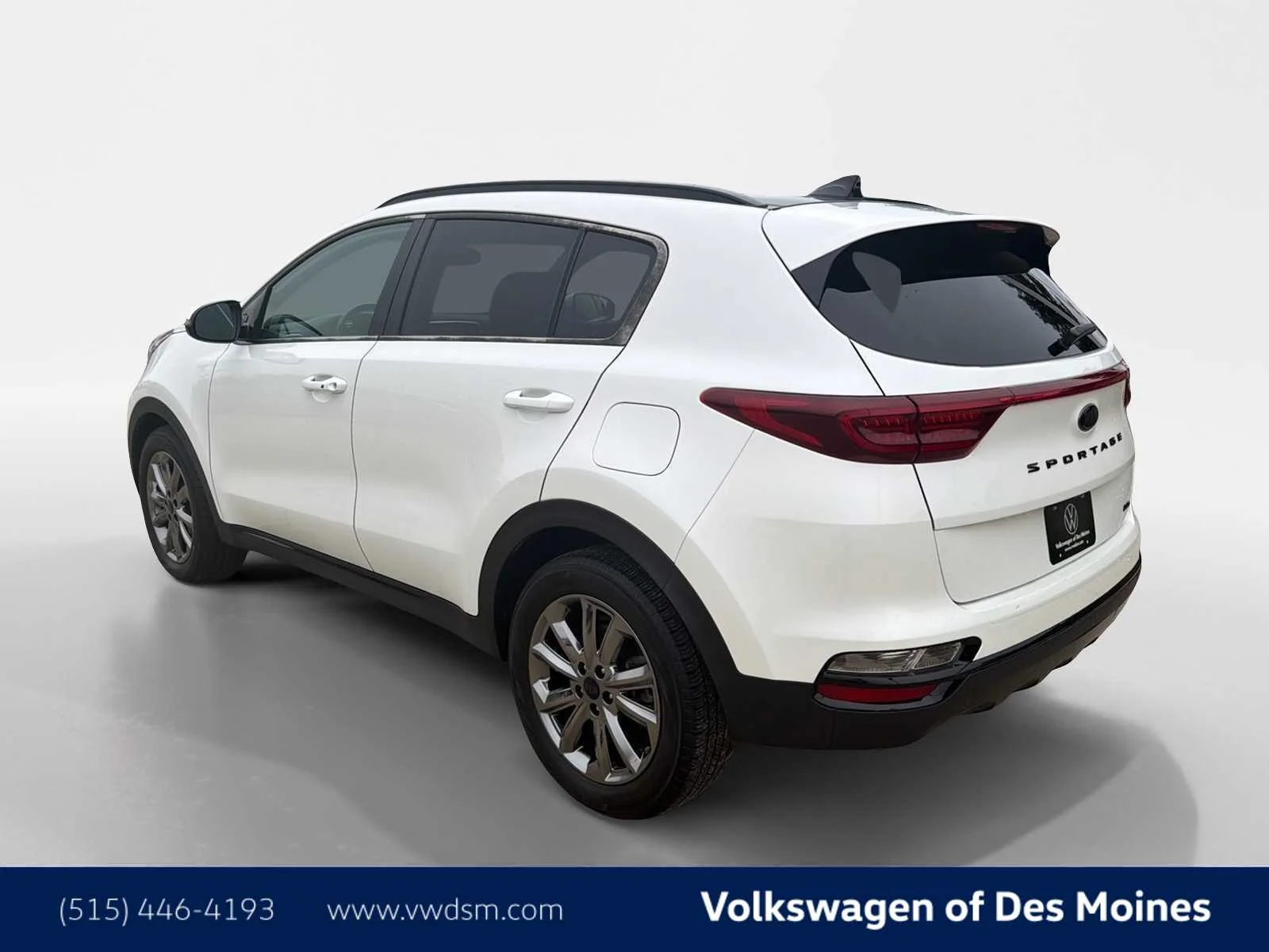 Used 2021 Snow White Pearl Kia S image 4