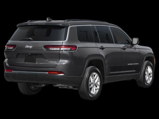 New 2026 Baltic Gray Metallic Clearcoat Jeep Altitude image 2